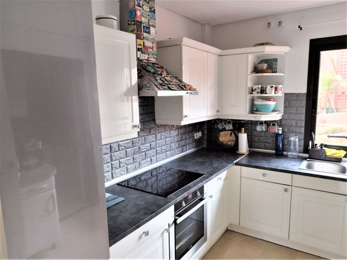 Image No.15-3 Bed Property for sale