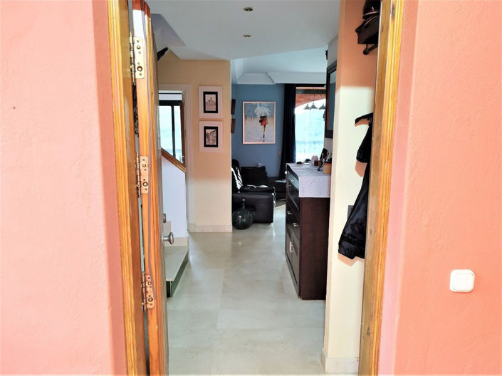 Image No.17-3 Bed Property for sale