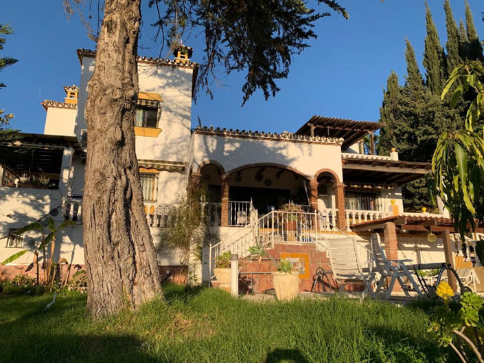 Image No.9-4 Bed Villa for sale