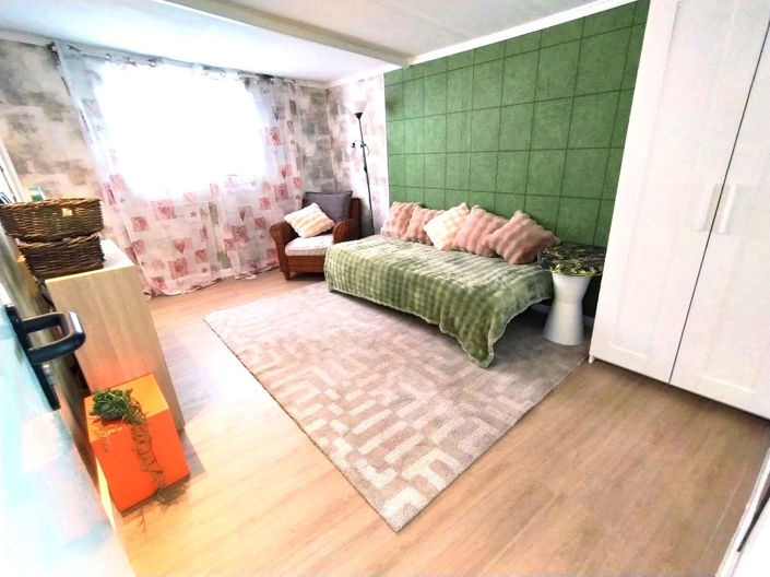 Image No.3-5 Bed Townhouse for sale