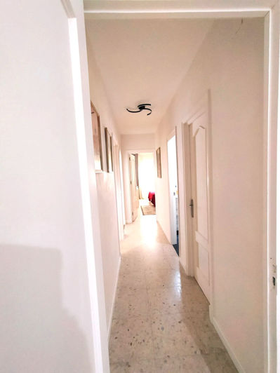 Image No.9-5 Bed Townhouse for sale