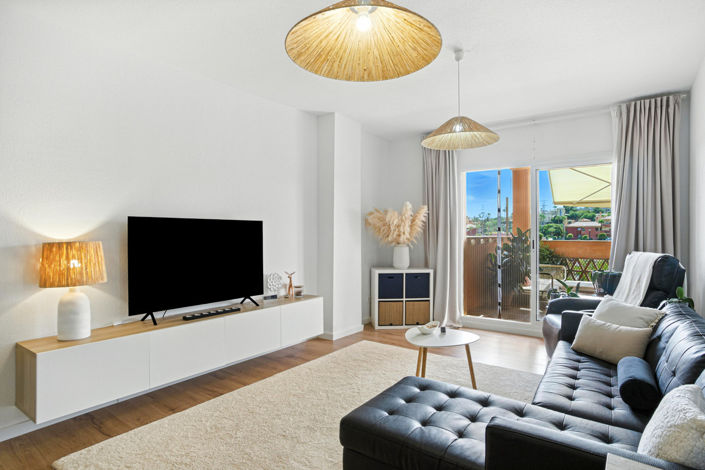 Image No.12-2 Bed Apartment for sale