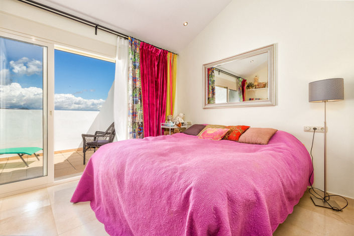 Image No.7-3 Bed Townhouse for sale