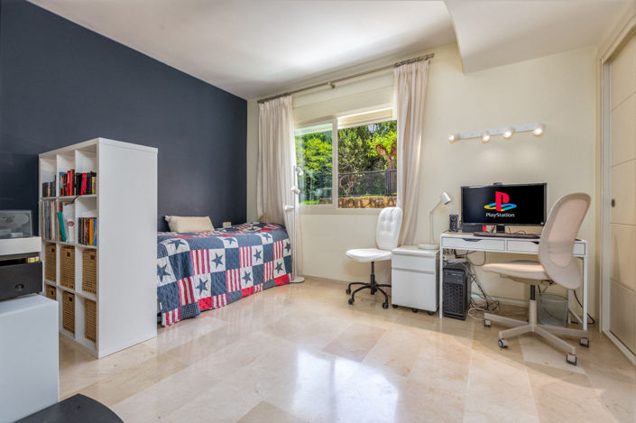 Image No.9-3 Bed Townhouse for sale