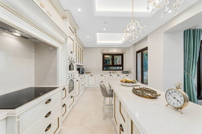 Image No.14-5 Bed Villa for sale