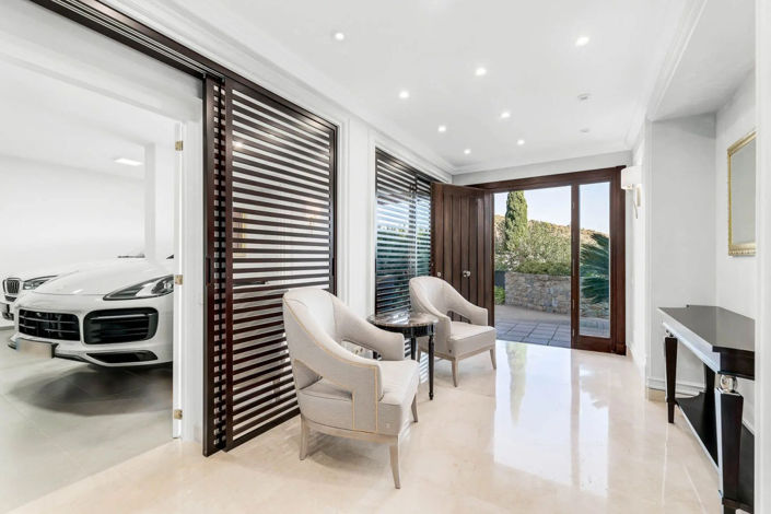 Image No.5-5 Bed Villa for sale