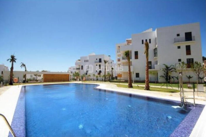 Image No.2-3 Bed Property for sale