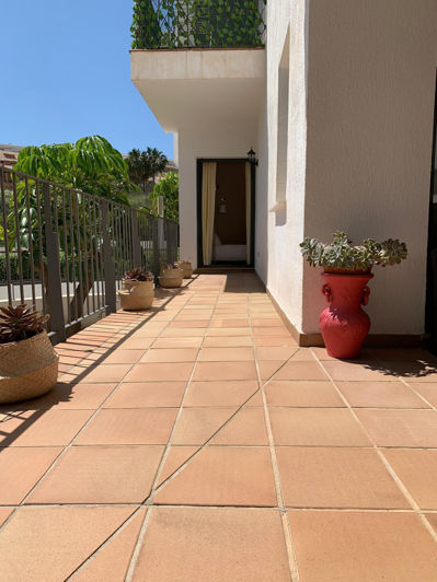 Image No.7-3 Bed Property for sale