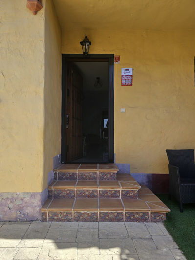 Image No.26-3 Bed Townhouse for sale