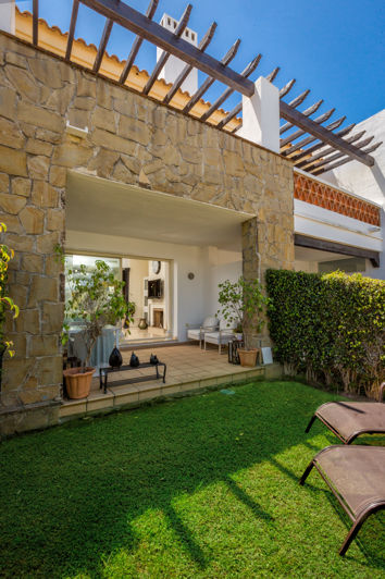 Image No.22-3 Bed Townhouse for sale