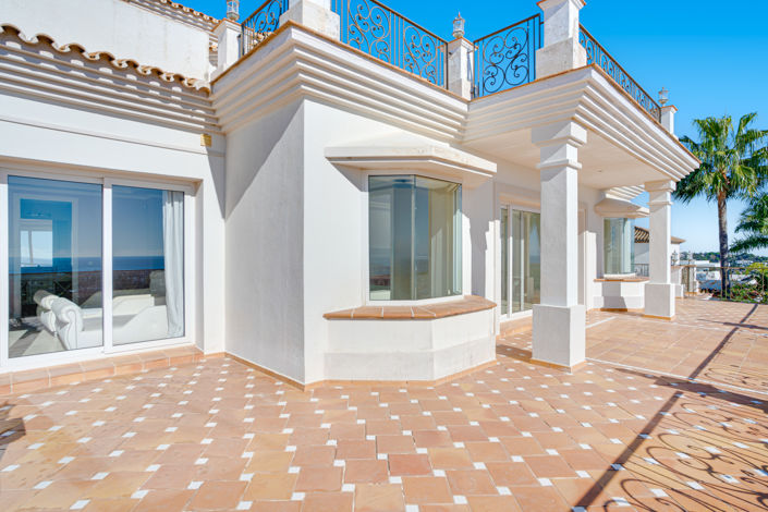 Image No.20-8 Bed Villa for sale