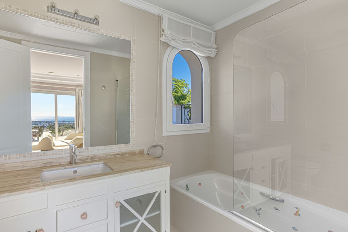 Image No.22-8 Bed Villa for sale