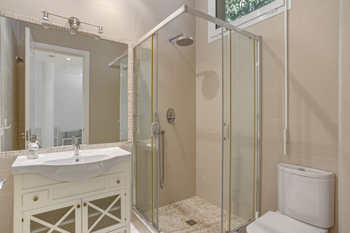 Image No.23-8 Bed Villa for sale