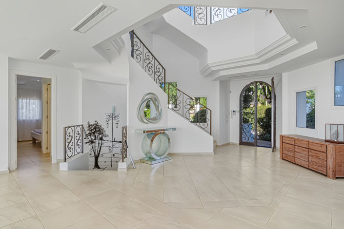 Image No.34-8 Bed Villa for sale