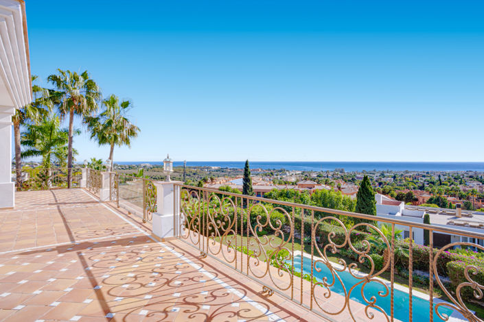 Image No.39-8 Bed Villa for sale