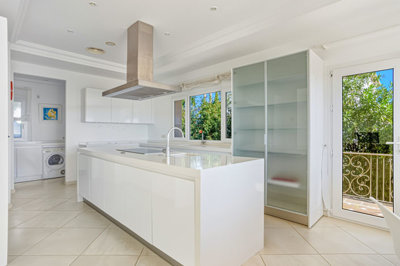 b98le8d7m9k3degpefzhs0lif8u4xzvzhwxtmggyekxx9