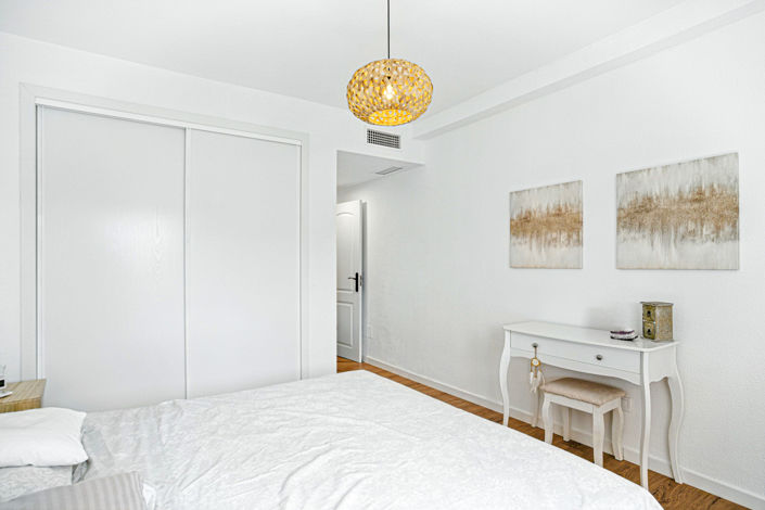 Image No.18-2 Bed Apartment for sale