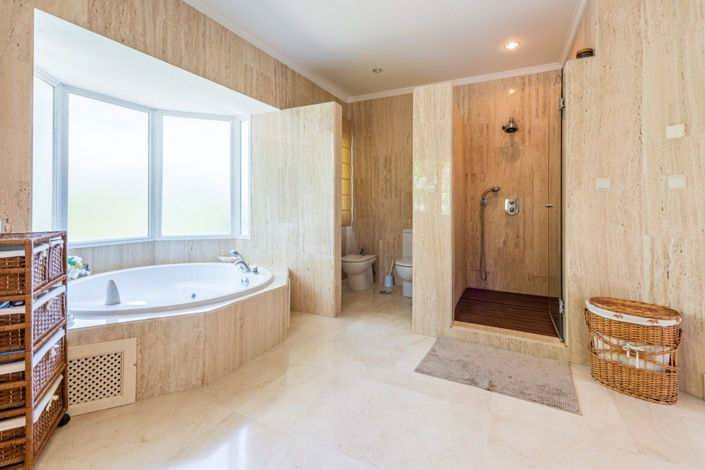 Image No.14-6 Bed Villa for sale