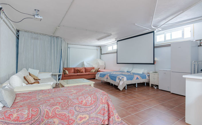 Image No.38-6 Bed Villa for sale