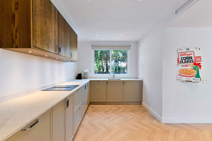 Image No.10-4 Bed Townhouse for sale