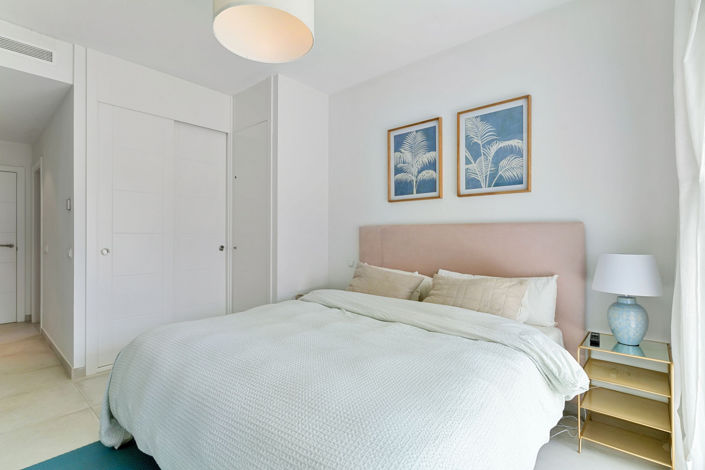 Image No.9-2 Bed Apartment for sale