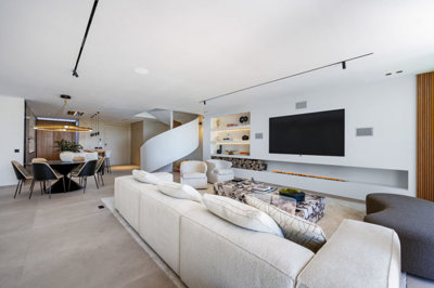 b98le8d7m9k3degpefzhs0lif8u4xzvzhwxtmggyekxx9