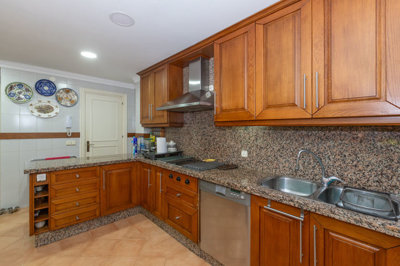 b98le8d7m9k3degpefzhs0lif8u4xzvzhwxtmggyekxx9