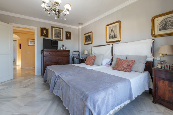 Image No.27-6 Bed Villa for sale