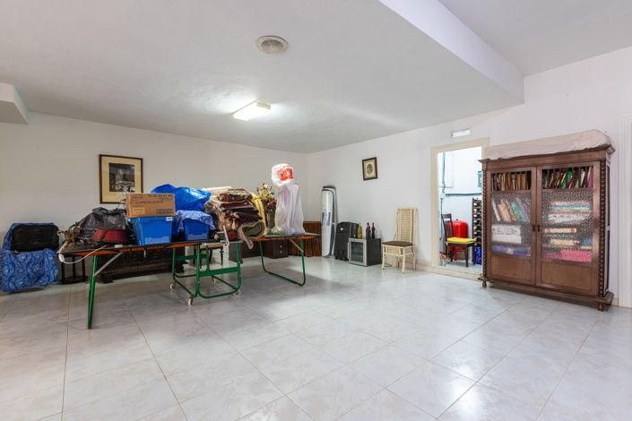 Image No.31-6 Bed Villa for sale