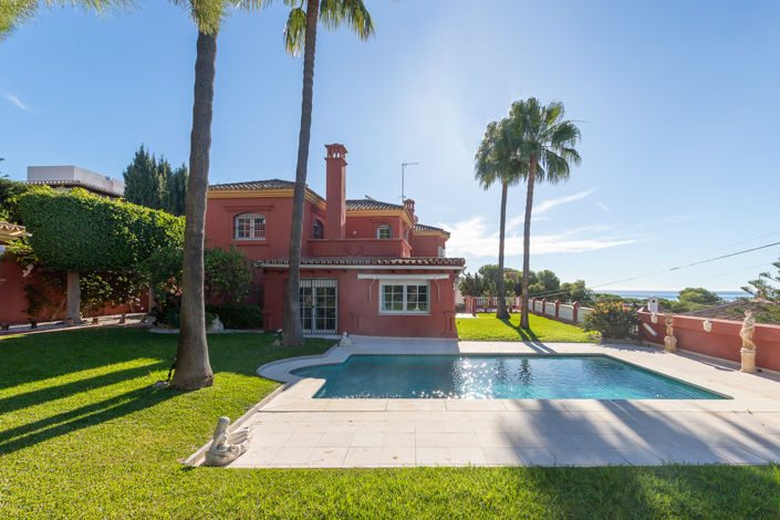 Image No.8-6 Bed Villa for sale