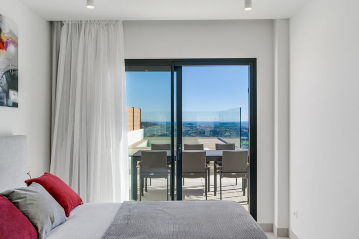 Image No.31-3 Bed Apartment for sale