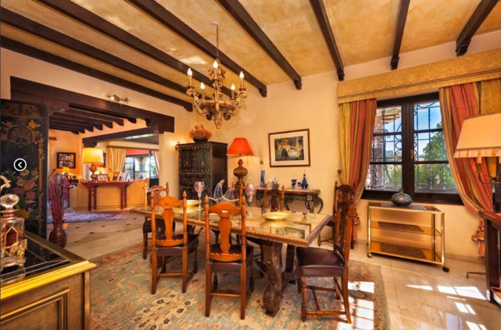 Image No.11-9 Bed Mansion for sale