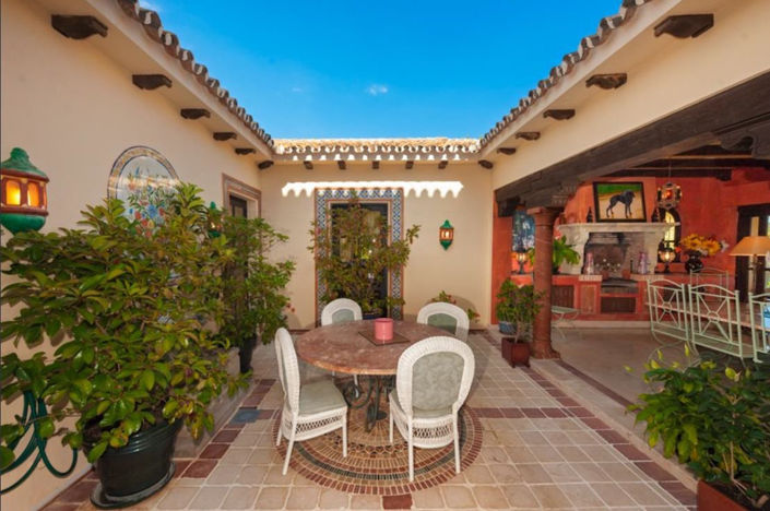 Image No.13-9 Bed Mansion for sale