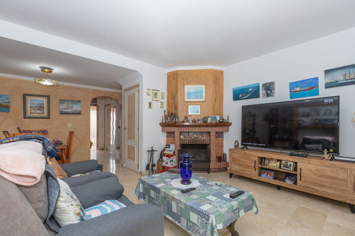 Image No.16-3 Bed Townhouse for sale