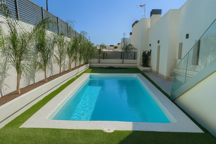 Image No.14-3 Bed Property for sale