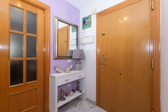 Image No.21-3 Bed Flat for sale