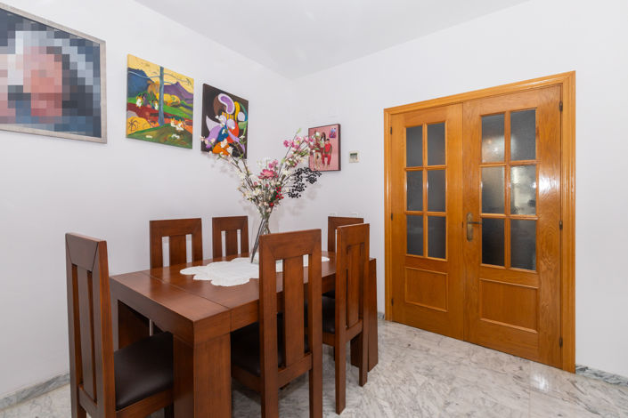 Image No.6-3 Bed Flat for sale