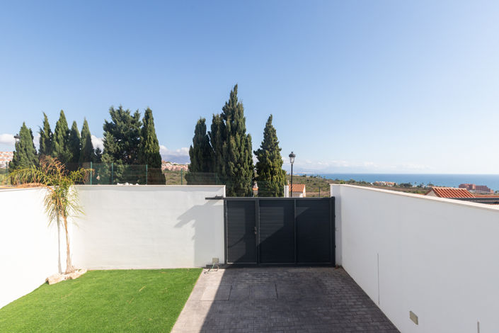 Image No.21-2 Bed Townhouse for sale