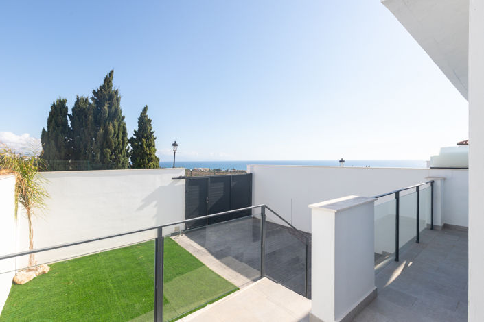 Image No.3-2 Bed Townhouse for sale