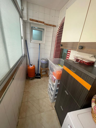 Image No.23-3 Bed Flat for sale