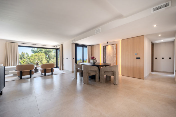 Image No.3-5 Bed Villa for sale