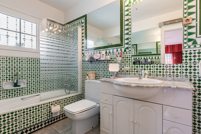 Image No.11-3 Bed Townhouse for sale