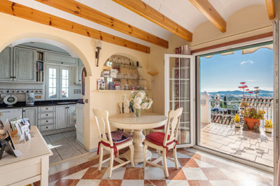 b98le8d7m9k3degpefzhs0lif8u4xzvzhwxtmggyekxx9