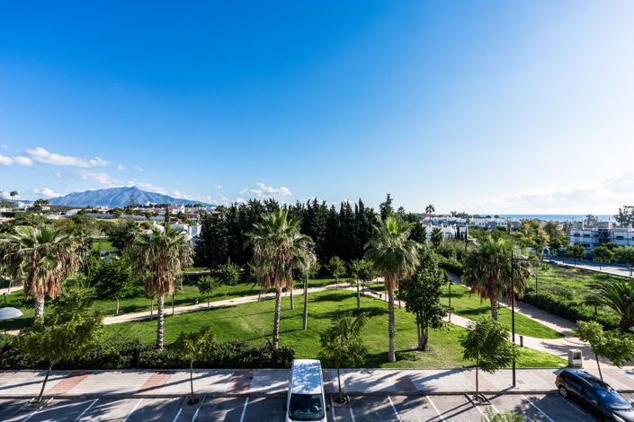 Image No.25-4 Bed Townhouse for sale