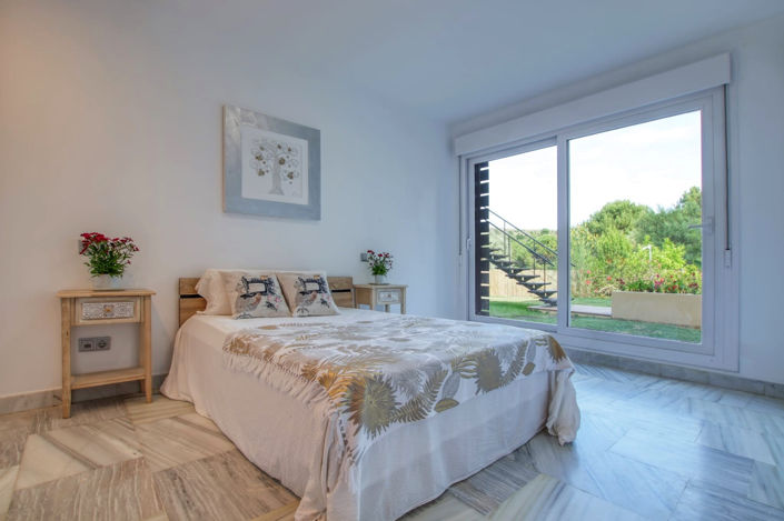 Image No.14-4 Bed Villa for sale