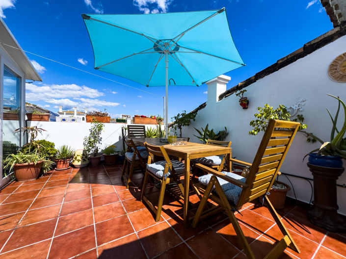 Image No.3-2 Bed Property for sale