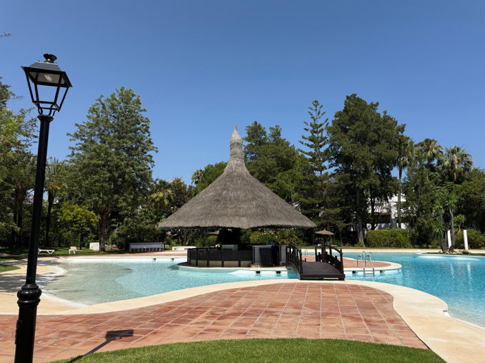 Image No.14-3 Bed Property for sale