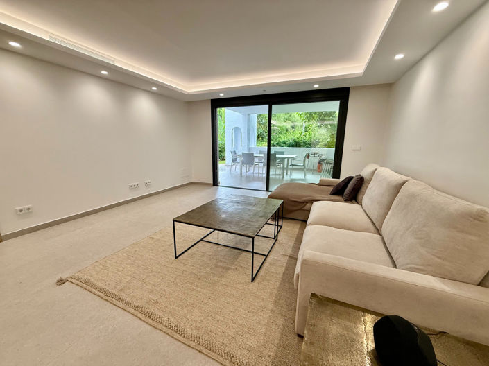 Image No.3-3 Bed Property for sale