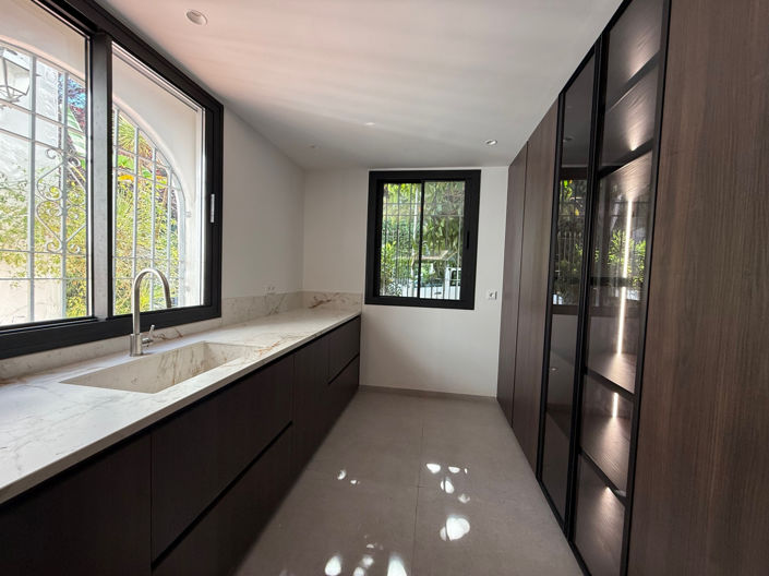 Image No.4-3 Bed Property for sale