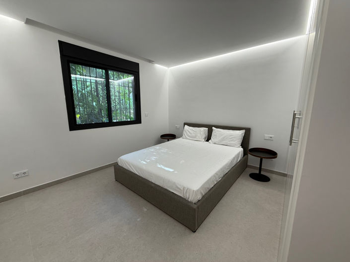 Image No.6-3 Bed Property for sale